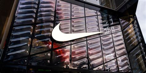 Nike doneert 30.000 paar schoenen aan 